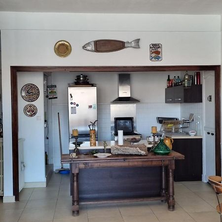 Appartement Grand T2 Surplombant Le Vieux Port Marseille Extérieur photo