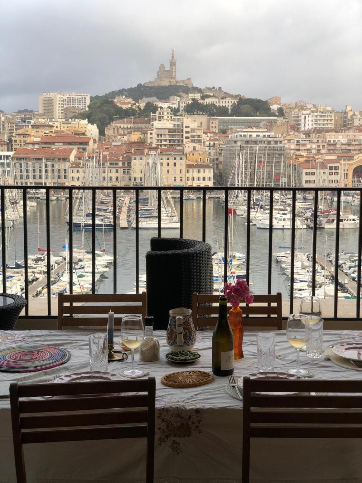 Appartement Grand T2 Surplombant Le Vieux Port Marseille Extérieur photo