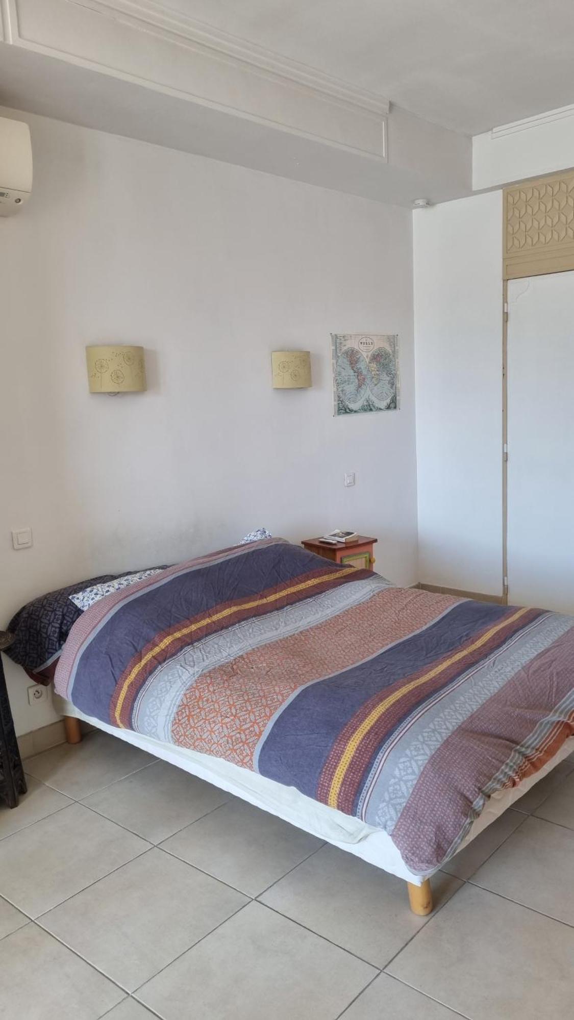 Appartement Grand T2 Surplombant Le Vieux Port Marseille Extérieur photo