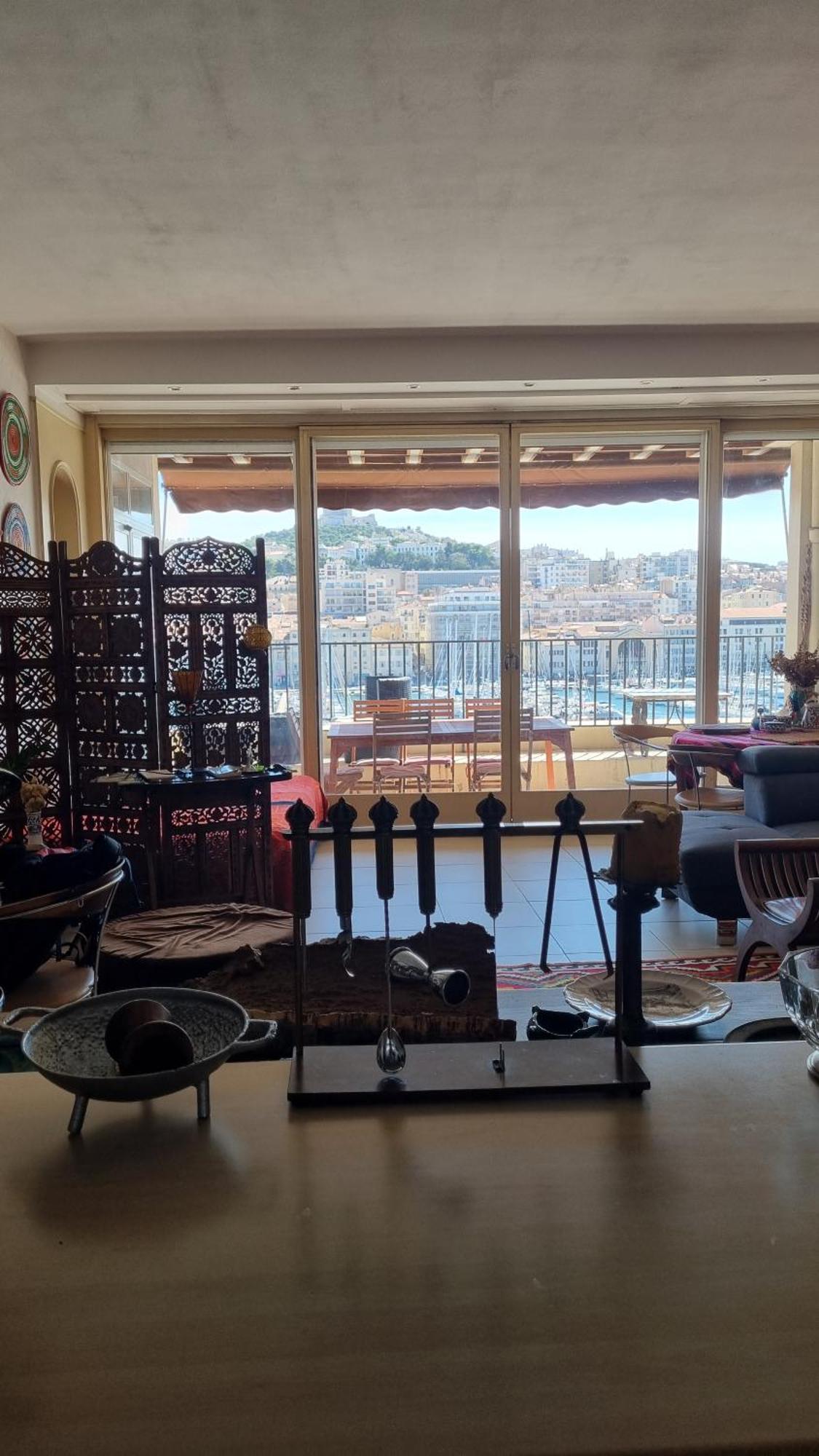 Appartement Grand T2 Surplombant Le Vieux Port Marseille Extérieur photo
